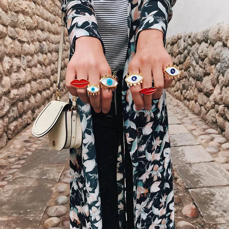

HUANZHI New 2019 Hip Hop Heart Metal beads Devil's Eye Lips Glaze Enamel Colourful Metallic Open Rings for Women Girl Party Gift