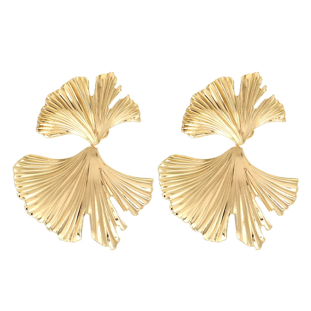 

New Fashion Personality Ginkgo Leaf Drop Earrings Metal Gold Statement Earrings for Women Simple Irregular Flower Party Jewelry