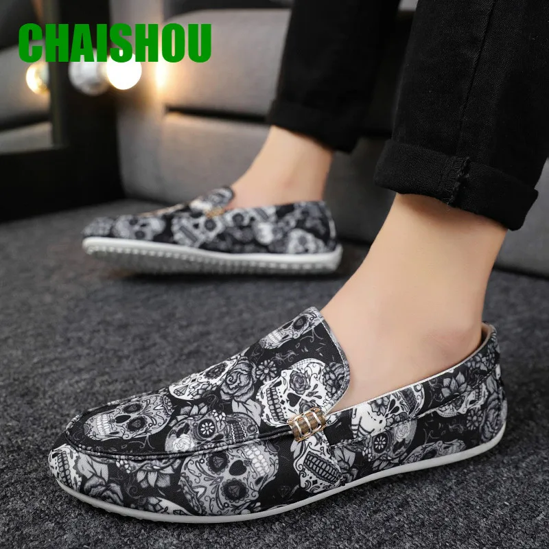 

Men Casual Shoes Fashion Graffiti canvas Loafers Moccasins Slip-On Breathable Flats Male Driving Shoes zapatillas hombre CS-535