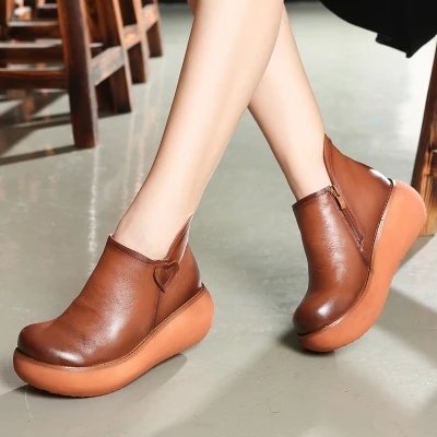Новые осенние Для женщин из натуральной кожи обувь на платформе туфли на танкетке женские туфли на высоком каблуке женские туфли-лодочки ручной работы; обувь для мамы - Цвет: Коричневый