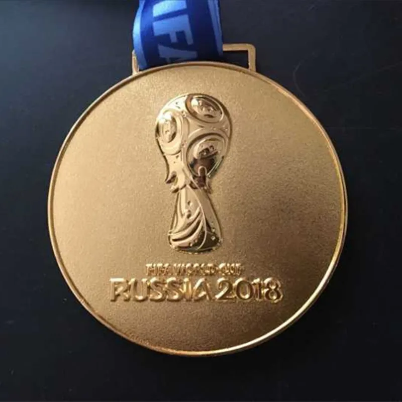 Золотая медаль по футболу