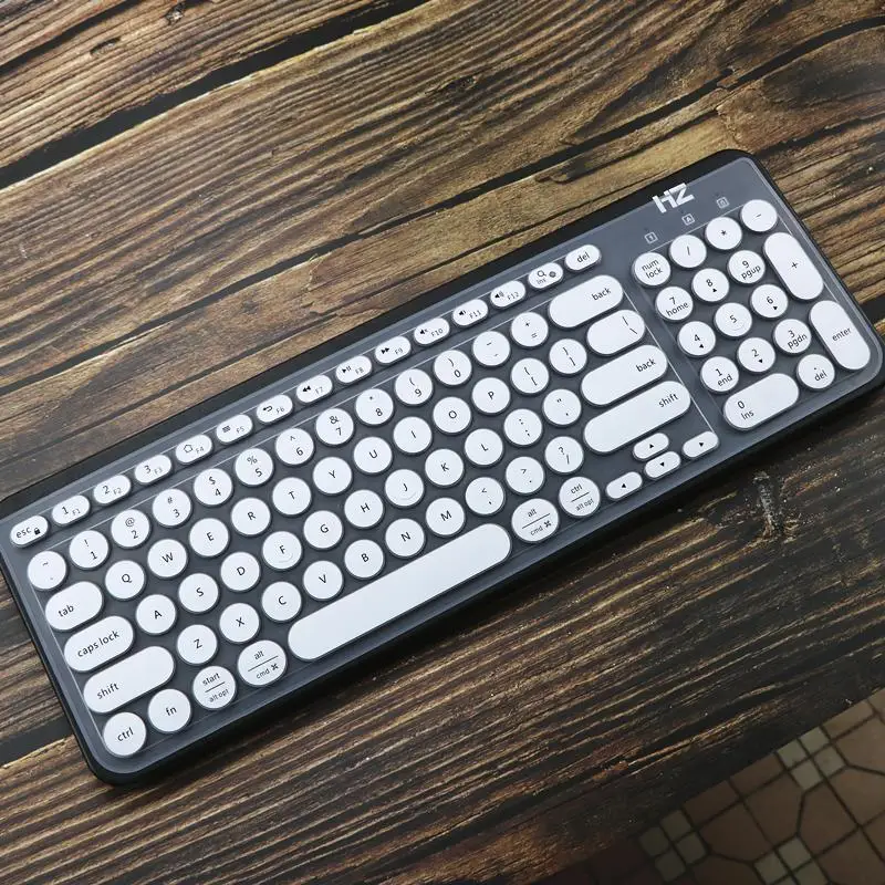 Силиконовый защитный чехол для клавиатуры Logitech K780 многофункциональная