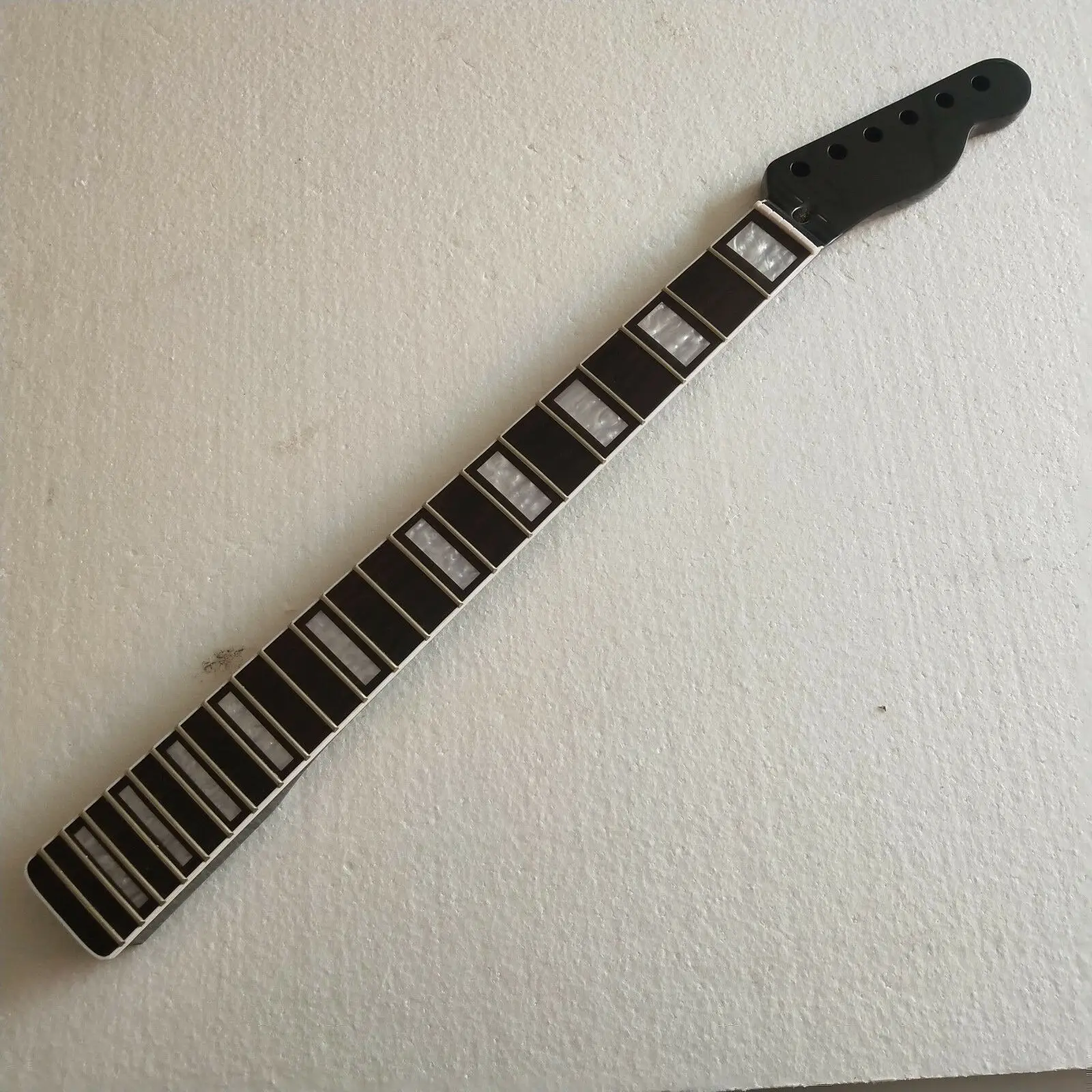 

Black Maple Neck Rosewood Fretboard 22 Fret For TL Telecaster Electric Guitar