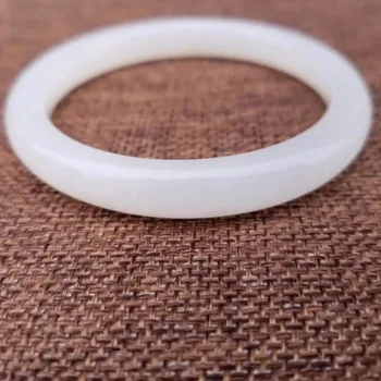 

Qinghai material and Tianyu ice bottom white jade round bracelet hb2827#