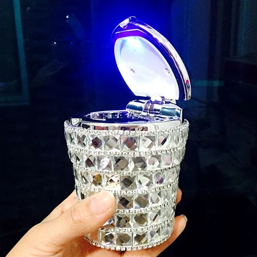 

Fashion Creative car ashtray Diamond luxurious led lights car ashtray gift