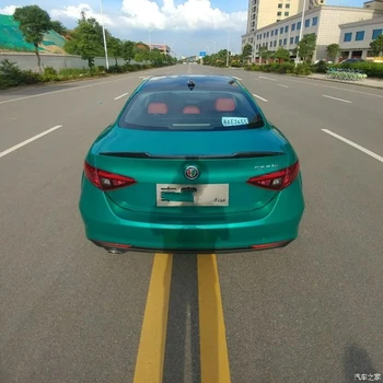 

For Alfa Romeo Giulia Spoiler Carbon Fiber Rear Trunk Spoiler Black Finish Quadrifoglio Verde QV Style 2015 - UP