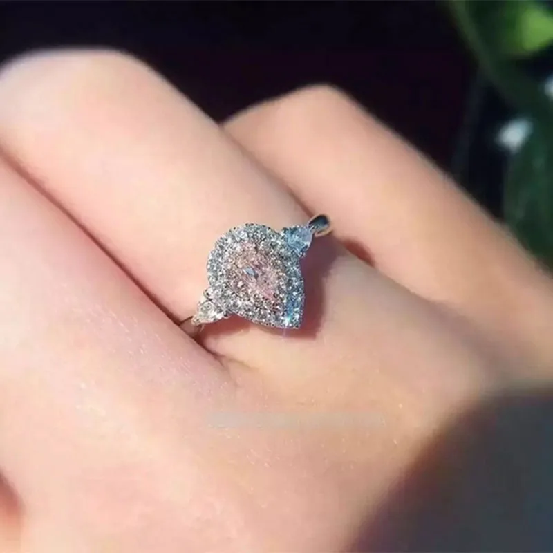 

Ring Circle Finger Hoop Luxury For Women Lady Girl Bride Wedding Engagement Party KQS8