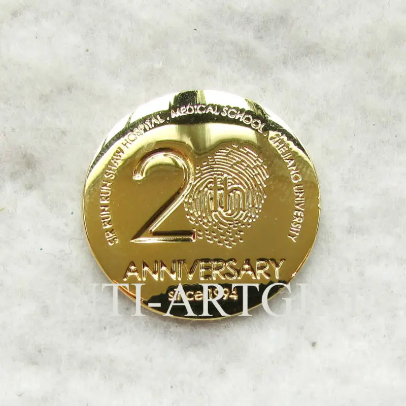 Customized gold coin medal brooch pins high polished multiple design