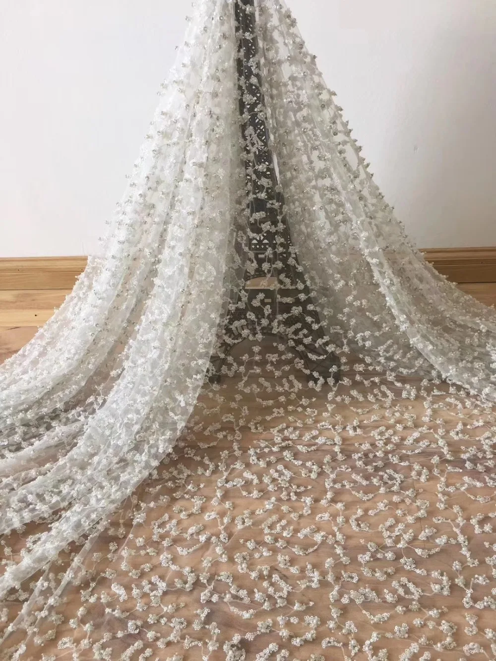 

beautiful beads embroidery design 2019 good quality african net tulle lace fabric with lots of beads for wedding VISAFE233