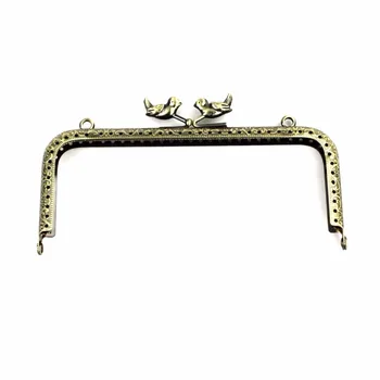 

1 Piece 15 cm Antique bronze square Bird bead Metal purse frame carved Kiss clasp DIY bag accessory