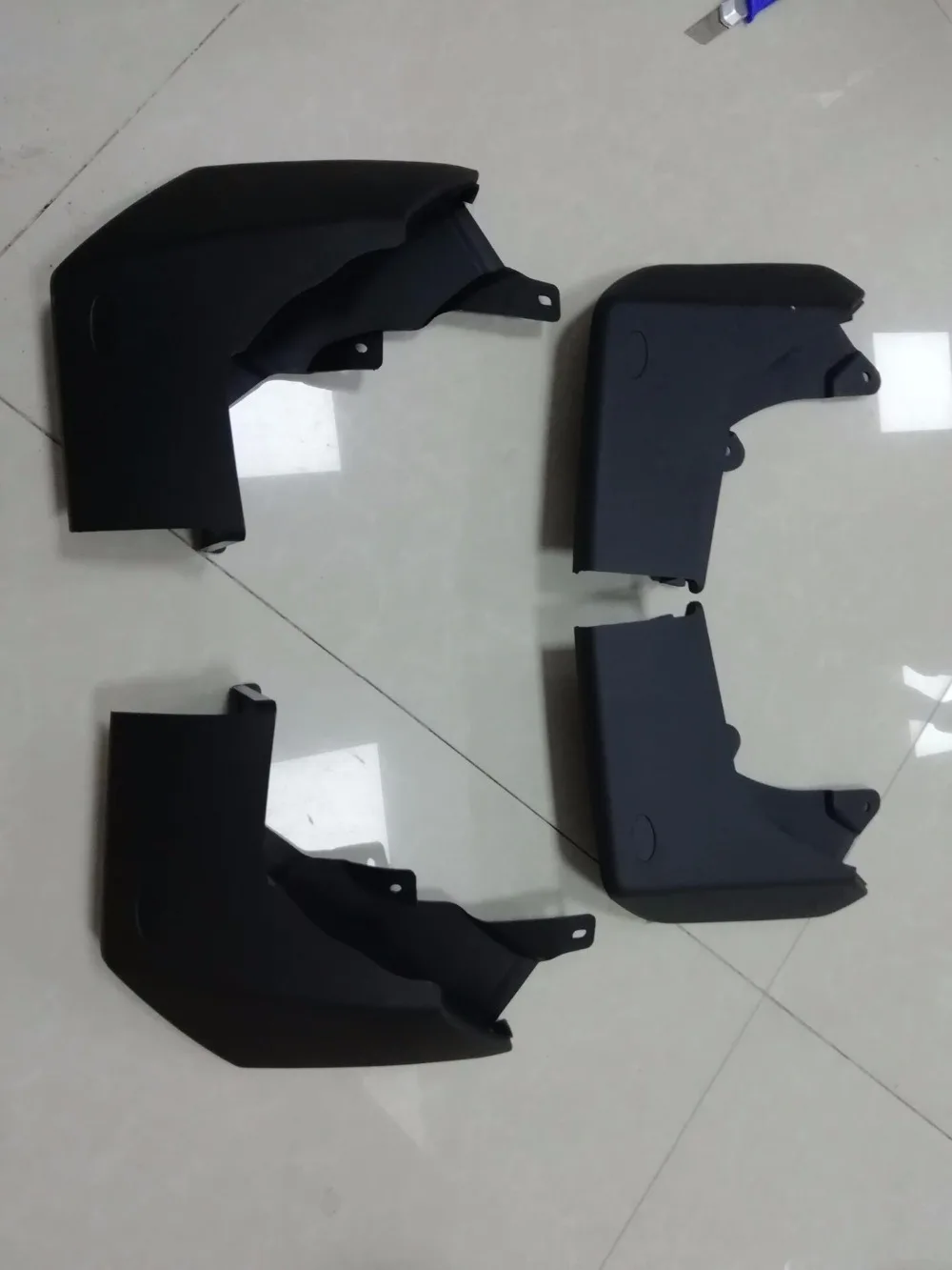 

MONTFORD For Land Rover Discovery 3 2004-2008 Mud Flaps Splash Guard Cover Trim Mudguard Fenders Splasher Mudflap Dirt Guards