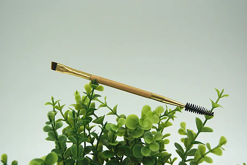 2422628968_2103270785