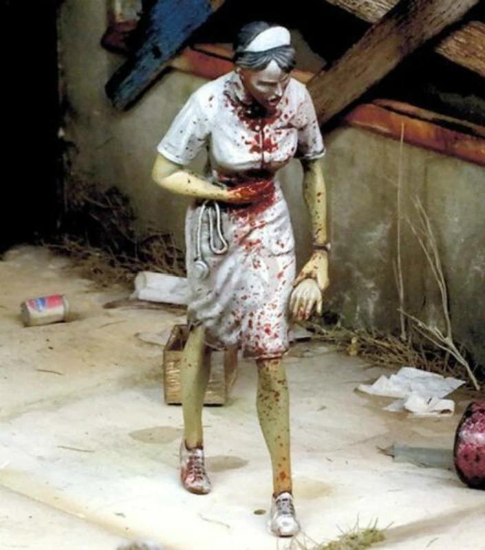 

1/35 Scale Resin Figure Model Kit Female Zombie Static Modeling Assembling DIY Toys Hobby Tools Creative Gift
