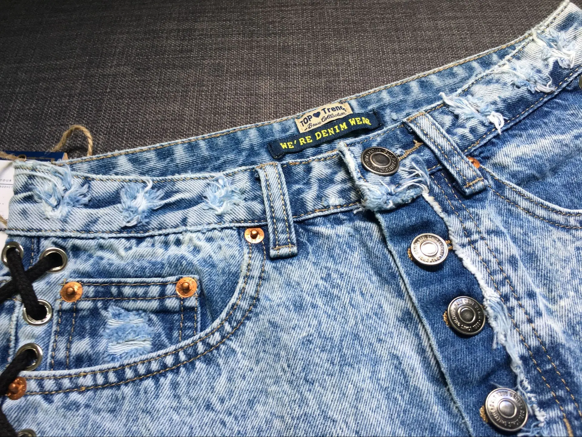 Новые Европа и США женщин носить летом грудью Amazon женские джинсовые шорты двусторонние повязки