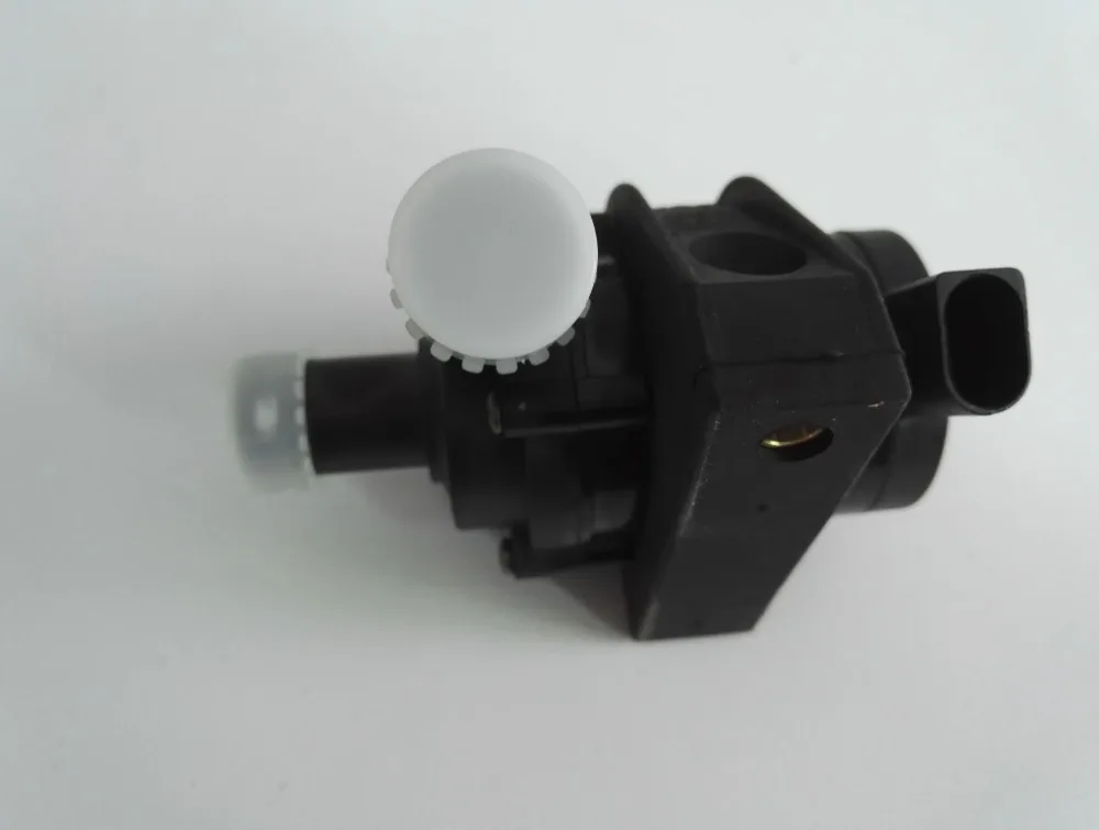 

kindgreat Brand 12V Water circulating pump fit for Webasto Themo Top and Eberspacher Hydronic Heaters