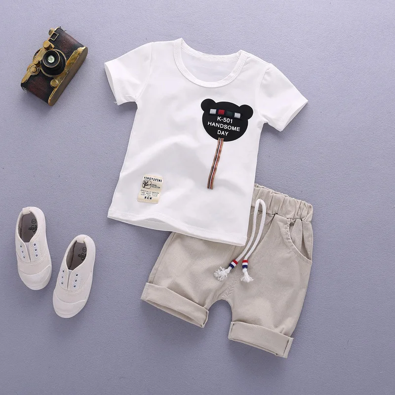 Vendita al dettaglio di abbigliamento per bambini t-shirt e pantaloncini Set da bambino estivo per neonato Set da 2 pezzi