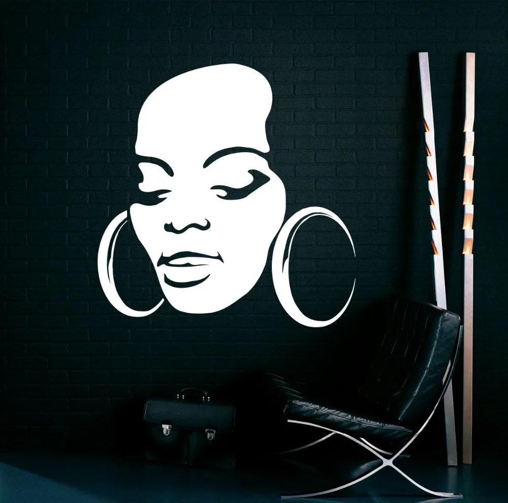 

Beautiful African Woman Wall Decal Modern Design Africa Girl Bedroom Wall Stickers Interior Home Decor DIY Big Earring ArtSYY814