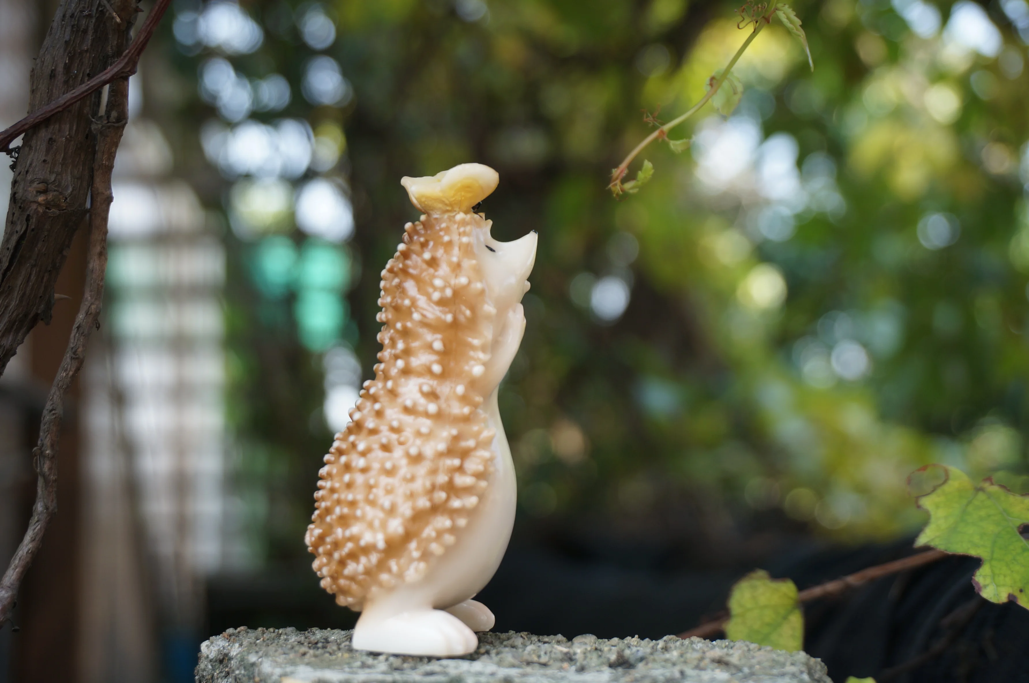 รูปสินค้า โมเดลกระต่ายน้อยเรซิ่น ตกแต่งบ้านสไตล์ Fairy Garden