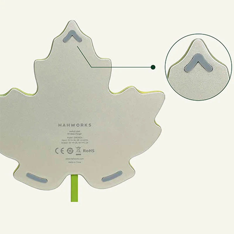 

Wireless Charger Smart Maple Shape Fast Wireless Charging Stand for Mobile Phone LSMK99