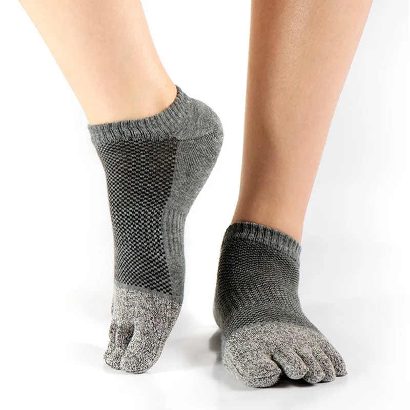 Men Yoga Sport Socks Mesh Meias Five Finger Toe Socks Cotton Breathable