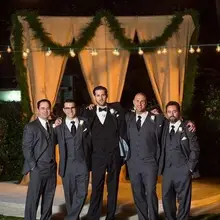 Индивидуальный заказ, два пуговицы, смокинги для жениха с отворотом, мужской костюм, стиль, мужские свадебные/выпускные костюмы(пиджак+ брюки+ галстук+ жилет