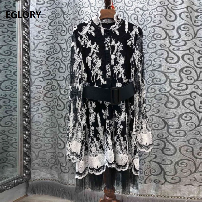 

Long Sleeve Lace Dress 2019 Autumn Fashion Style Women Allover Exquisite Embroidery Tunic Buttons Vintage Retro Dress Belts