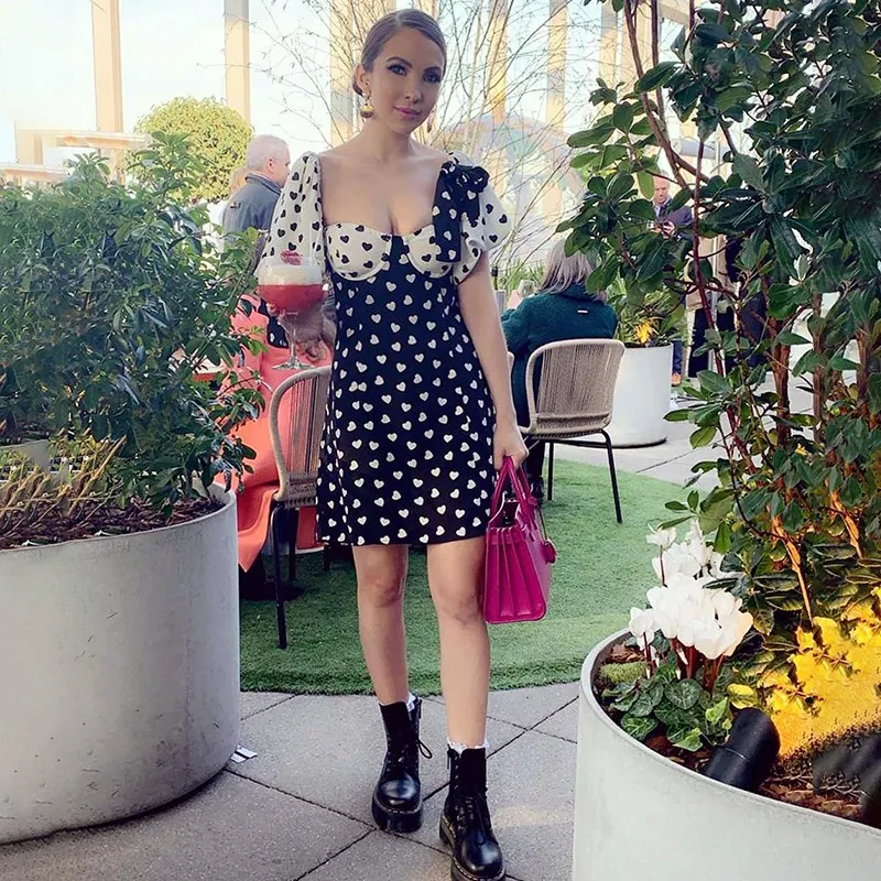 

2019 Fashion Women Puff Sleeve Lace Up Dress Hollow Out Short Sleeve Heart Print Dress Square Neck Bow Mini Dress