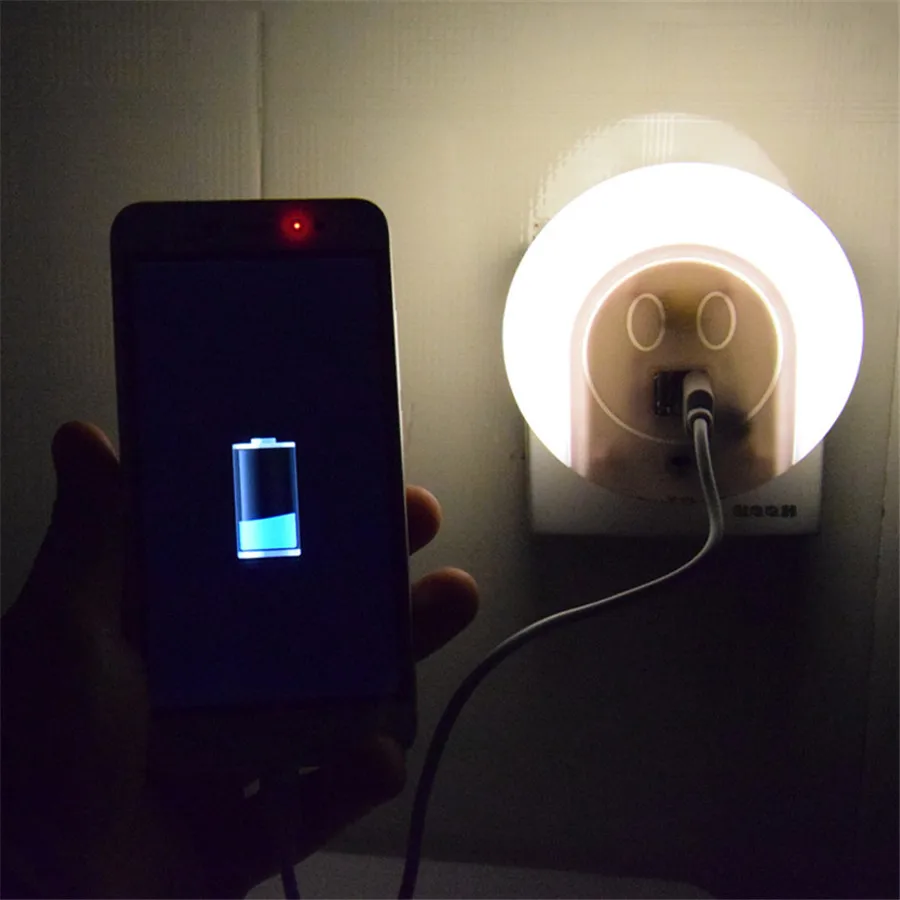 AIFENG-Design-LED-Night-Light-with-Light-Sensor-and-Dual-USB-Wall-Plate-Charger-Perfect-for (1)