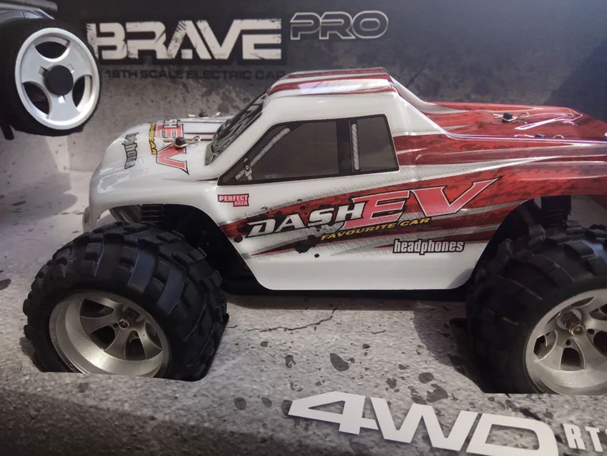 1:18 2 4G RC автомобиль 4WD радио Управление грузовик багги Высокая Скорость