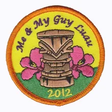 Вышитые меня и моего парня Луо патч сделаны из саржи с вышивка контуров оверлоком и основа из ПВХ можно изготовлять по заказу и MOQ50pcs