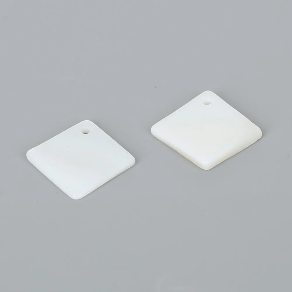 BTA135-01WH