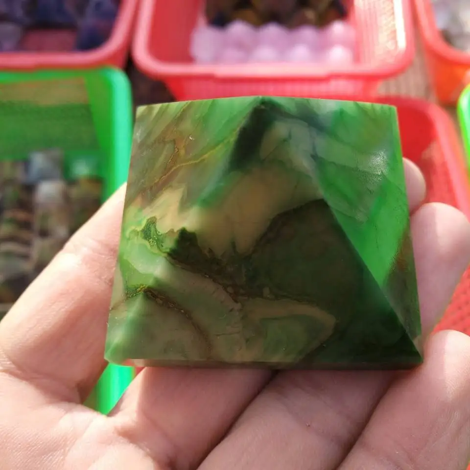 Африканская зеленая сосновая Нефритовая Пирамида 50 мм камень мощного исцеления, метафизический, рейки