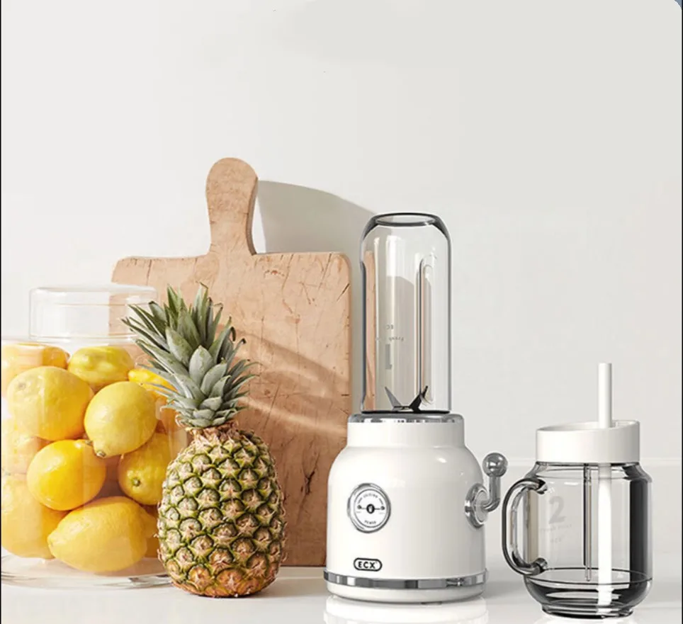 Retro juice extractor, household mini portable fruit juice machine