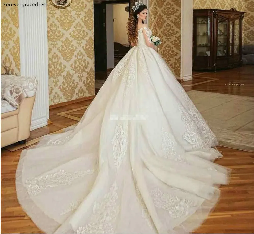 Gorgeous Appliques Lace Ball Gown Wedding Dresses Dubai Arabic Style Vintage Sheer Long Sleeves Long Train Bridal Gowns Formal  208 (2)