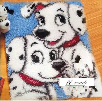 

Latch Hook Rug Kits Smile White Dogs DIY Needlework Unfinished Crocheting Rug Yarn Cushion Mat Home Decor Embroidery Carpet Rug