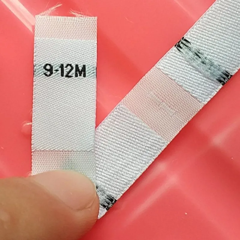 100 шт. белый полиэстер ткань размер одежда для малышей тканые метки NB 0-3 м 3-6 м 6-9 м 9-12 м 12-18 м 18-24 м