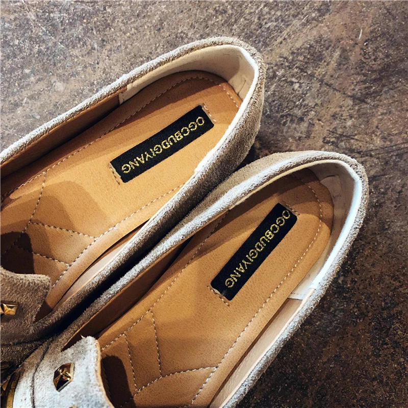 Women Flats Cool Golden Rivet Flat Shoes Women Loafers Ballet