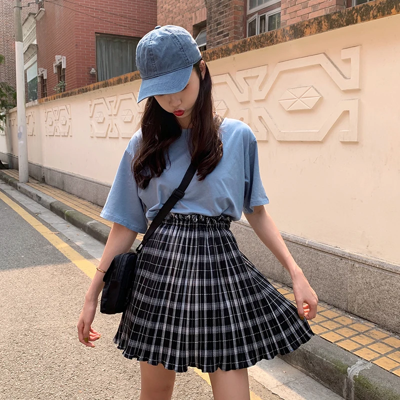 

2019 summer ins Female skirt plaid wood ear elastic waist pleats thin A word pleated skirt