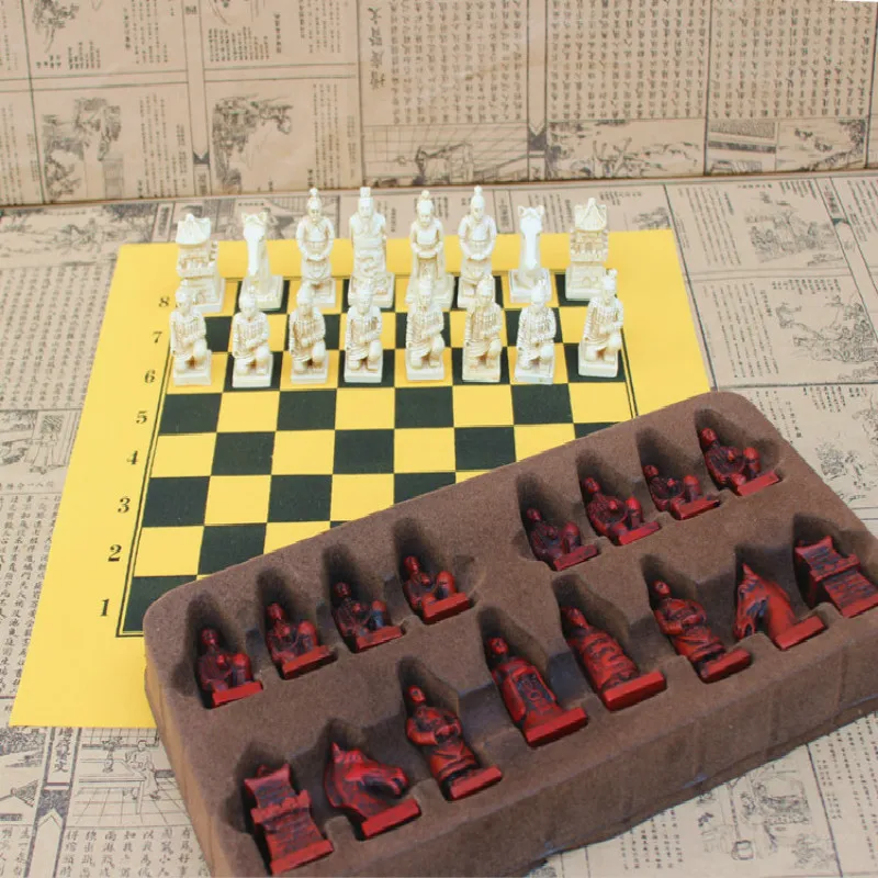 

2018 new high-end antique chess