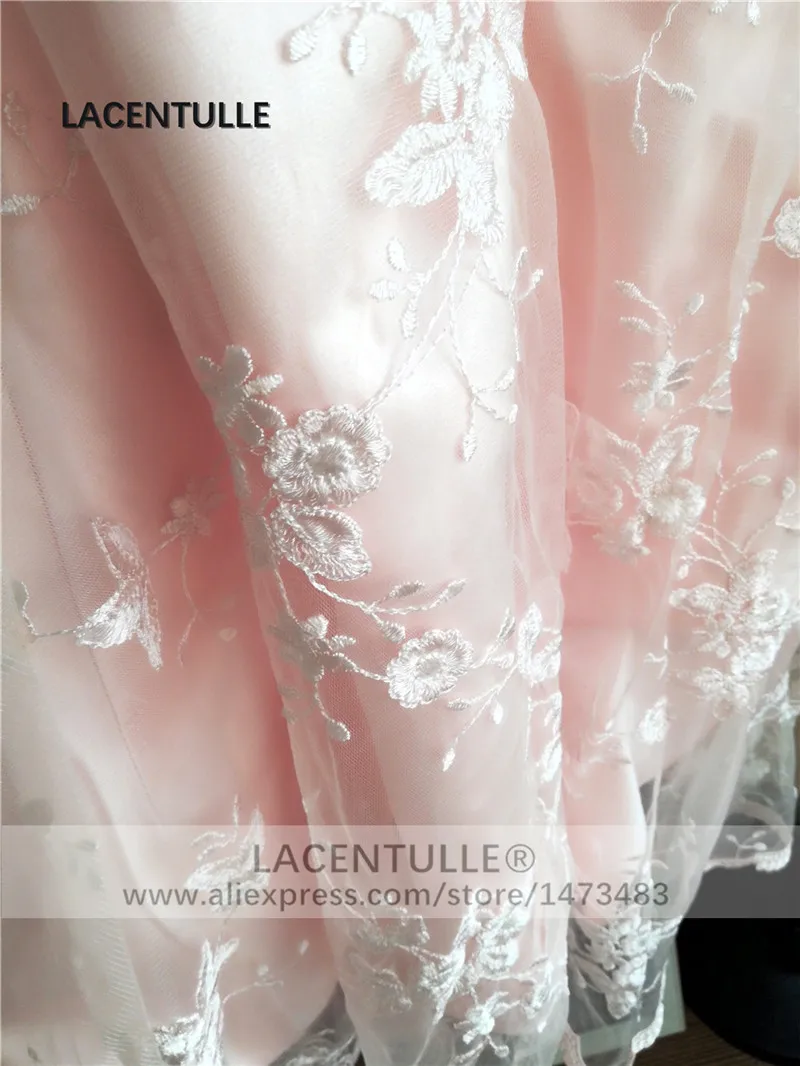 Halter Blush, fard Corto In Pizzo Vestito Da Ritorno A Casa di Lunghezza Del Ginocchio Breve Vestito Da Partito con Buco Della Serratura Petto