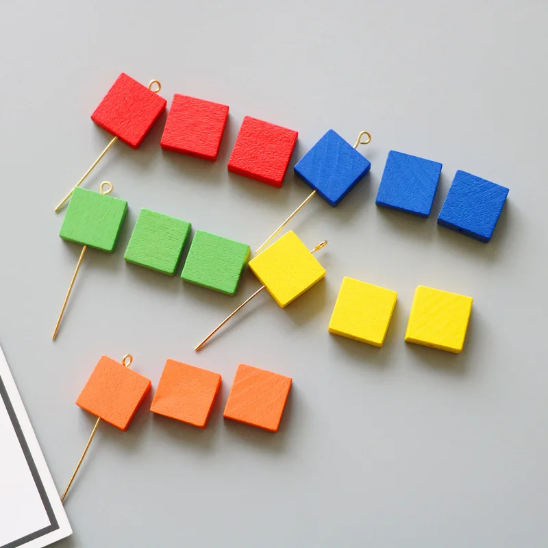 

SEA MEW 50 PCS 15mm Wood Square-shape Beads Flat Beads Loose Beads For Jewelry Making