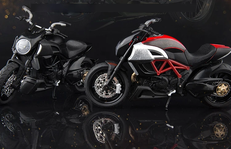 Горячая масштаб 1:12 колеса металлическая модель Италия Ducati diavel литья под давлением мотоцикл Вытяните назад сплав игрушки с светильник