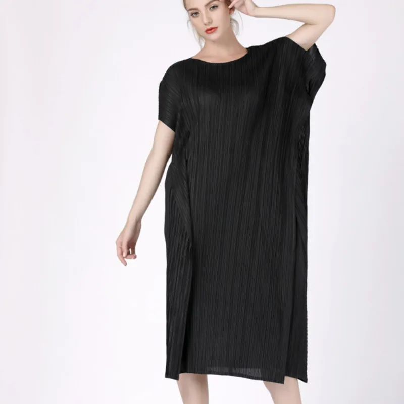 

LANMREM 2019 New Summer Fashion Women Pleated Clothes Thin Round Neck Mesh Batwing Sleeves Loose Pullover Dresses WF78201