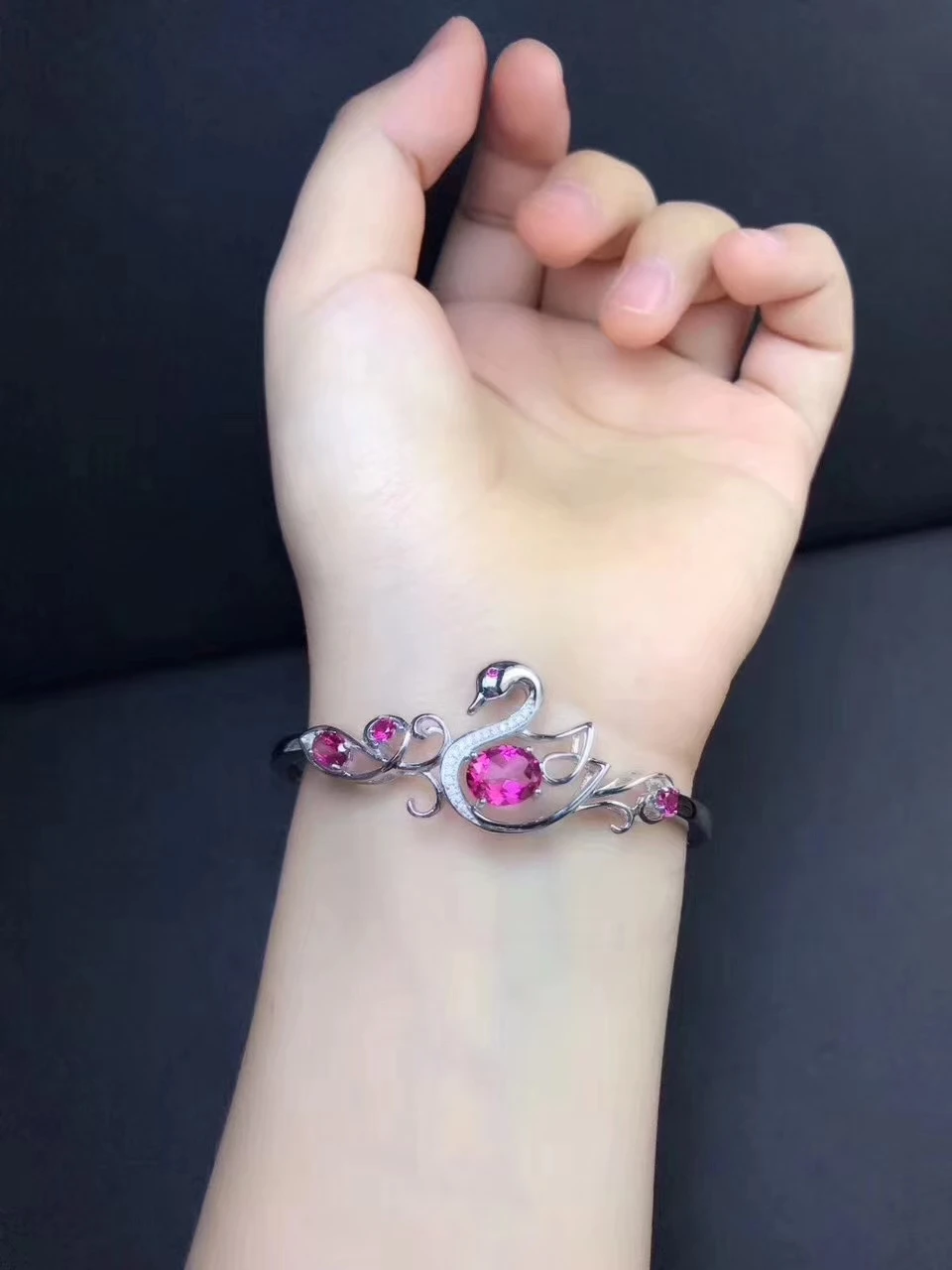 

Natural pink topaz gem Bangles Natural gemstone Bangles S925 silver Elegant lovely swan bracelet women girl party fine jewelry