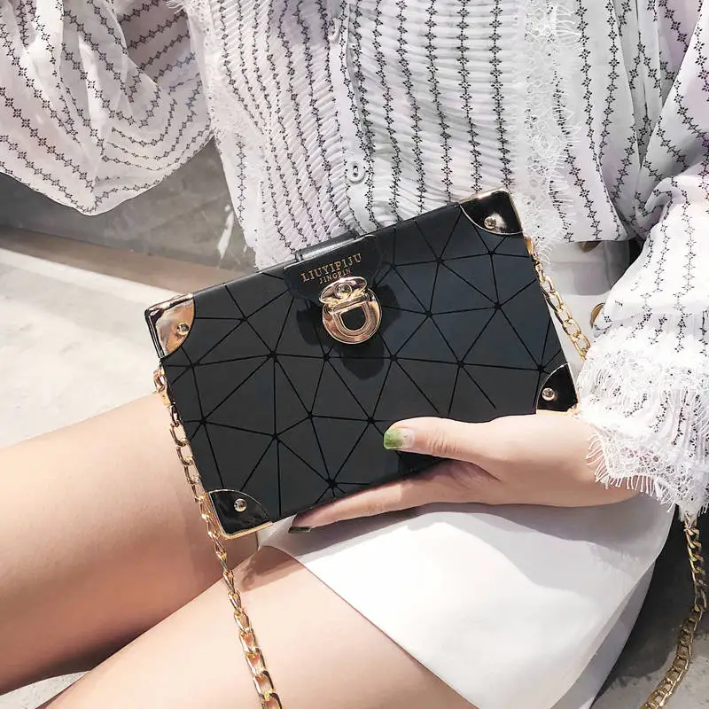 2019 الأزياء البسيطة رفرف حقيبة شخصية جلدية صغيرة المرأة مربع حقيبة كتف عارضة مزاجه سلسلة Crossbody حقيبة للفتيات 2019 الأزياء البسيطة رفرف حقيبة شخصية جلدية صغيرة المرأة مربع حقيبة كتف عارضة مزاجه سلسلة Crossbody حقيبة للفتيات