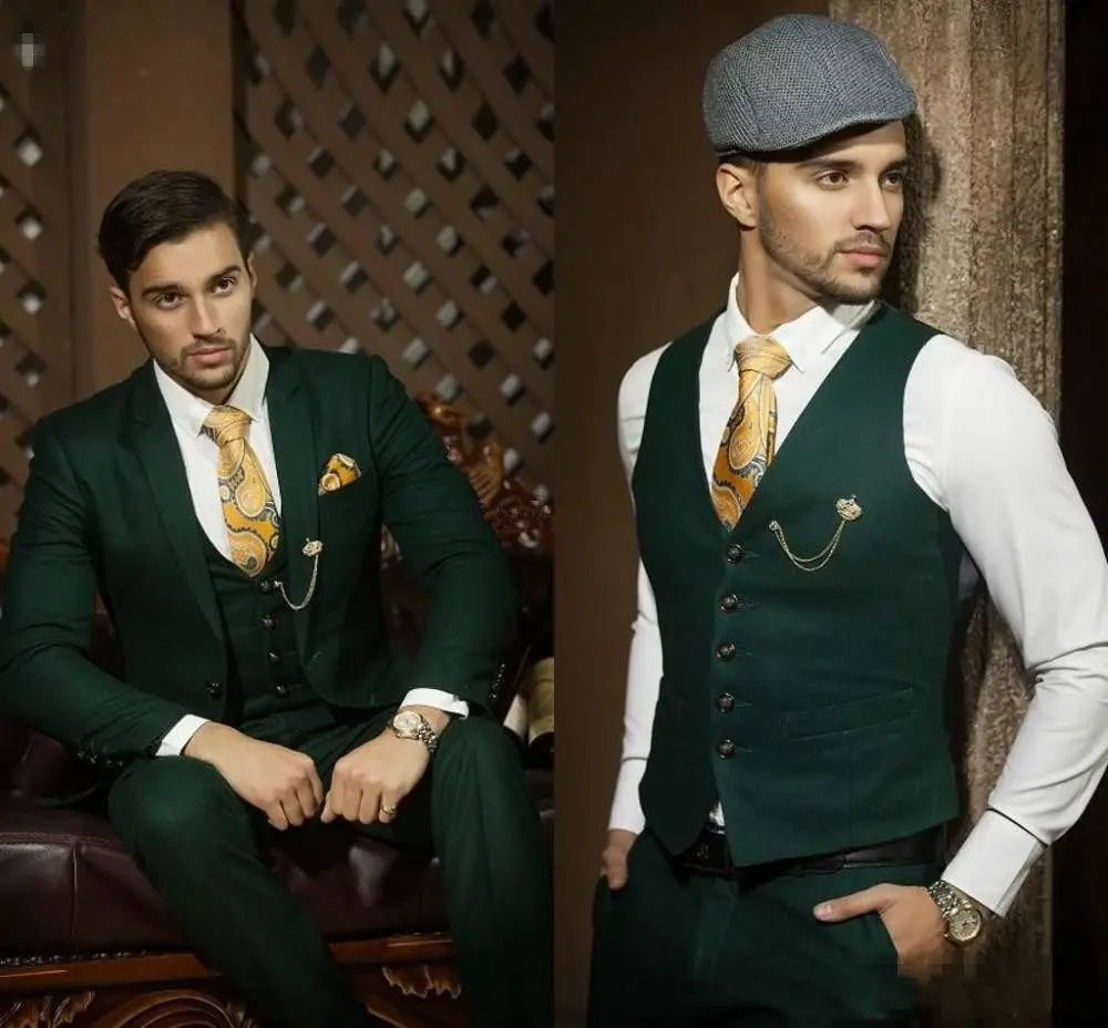 Fashionable Mens Suits Groomsmen Green Groom Tuxedos