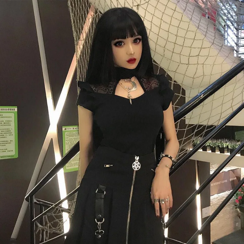  JIEZuoFang Summer Short Sleeve Lace Stitching Punk T-shirts Metal Moon Pendant Ribbon Cross Slim Go