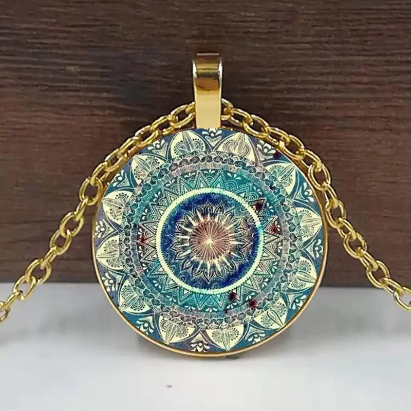 Винтажное стеклянное купольное ожерелье буддизм чакра стеклянный кабошон кулон ювелирные изделия Ом Индия Йога ожерелье с мандалой для унисекс - Окраска металла: Gold