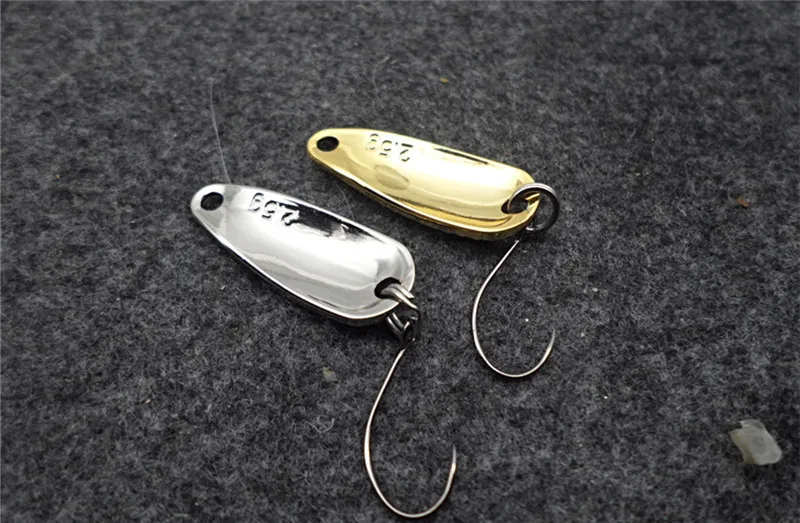Gold Metal Sequins Fishing Lure Spoon Lure Noise Paillette Hard Baits Treble Hook Pesca Fishing Tackle