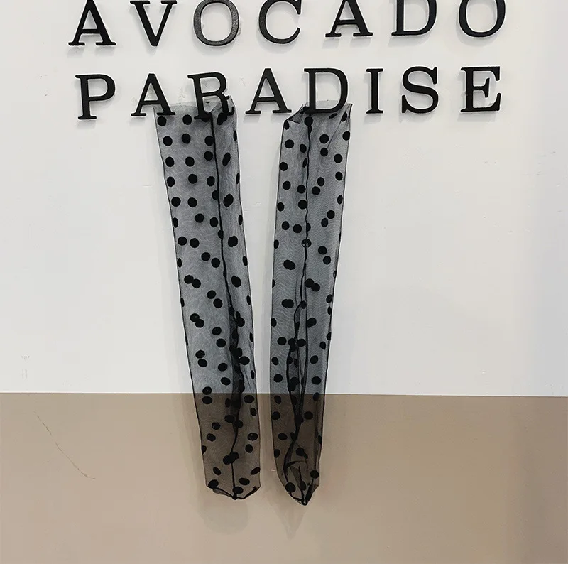 Модные женские сексуальные прозрачные сетчатые кружевные блестящие носки в горошек, блестящая тонкая рыболовная сетка, тюлевые носки, мягкие эластичные прозрачные Чулочные изделия - Цвет: Black dots